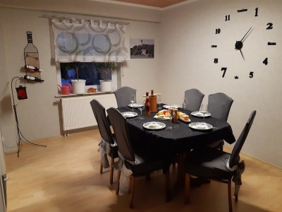 Esszimmer - Ansicht vergrößern -